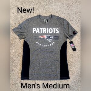 ⭐2/$25⭐ New! Men's Medium New England Patriots NFL Team Apparel T Shirt